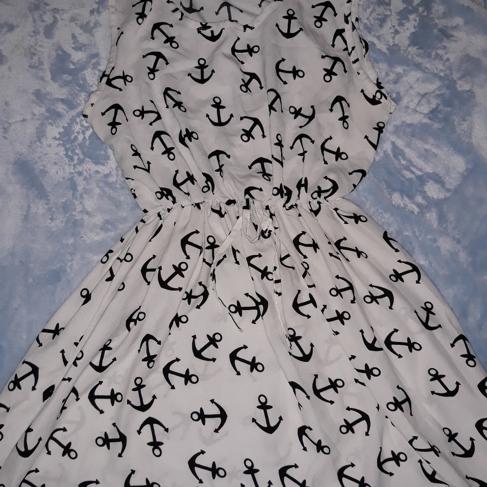 Black and white anchor printed dress